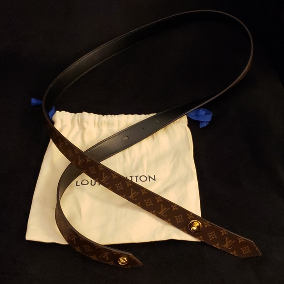 **SOLD** LV Tie The Knot 25MM Reversible Belt - Picture 2 of 7
